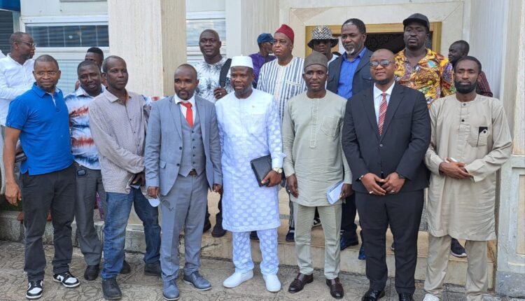 Présidentielle 2025 : Abdoulaye Kourouma et ses alliés exigent le report du scrutin et dénoncent la justice guinéenne