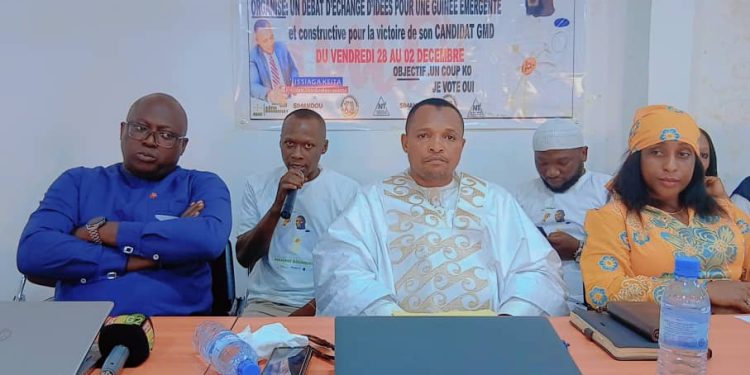 Election présidentielle : Nouvelle Trajectoire trace la route vers un K.-O. électoral pour Mamadi Doumbouya »