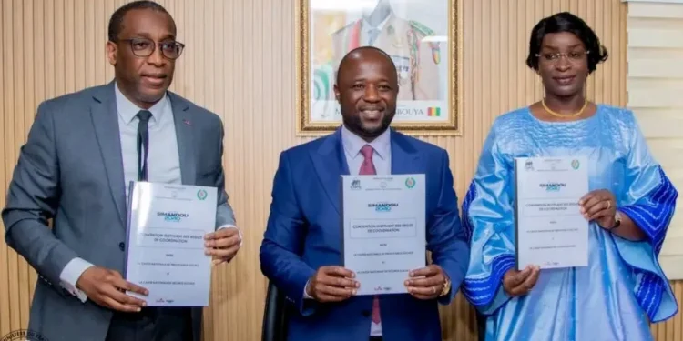 Signature d’une convention historique entre la CNPS et la CNSS: Une avancée majeure pour la protection des droits de la retraite en Guinée