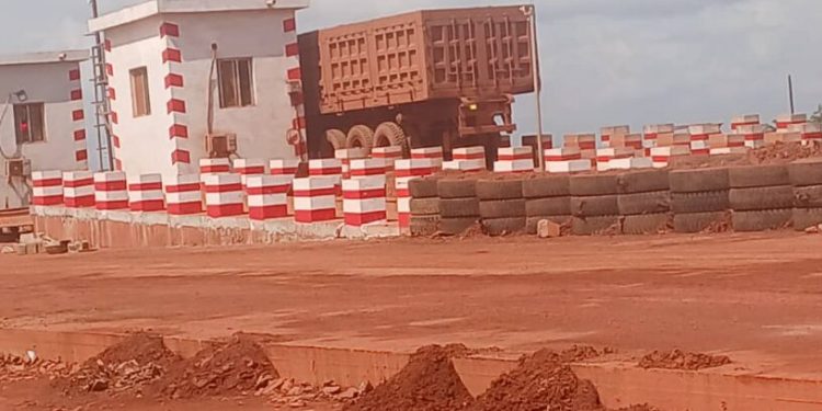 Mines : AGB2A-GIC constate une application inéquitable des décisions ministérielles sur l’ex permis d’Axis Minerals