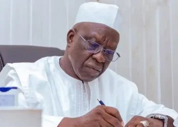 Guinée : Dr. Sékou Koureissy Condé se retire de la politique pour se consacrer exclusivement à la supervision Des élections (Document)