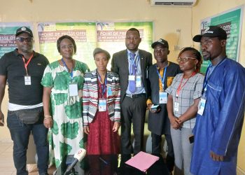 Présidentielle 2025 en Guinée : la MOEMOZ juge le scrutin globalement transparent et crédible