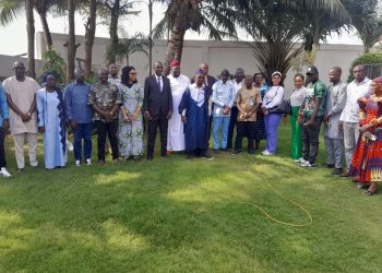 Guinée : société civile et institutions unies pour une présidentielle apaisée en 2025