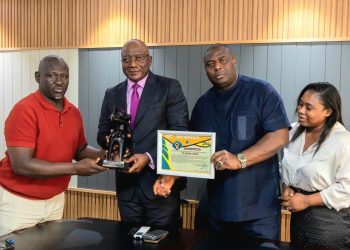 Noah Conté, PDG du Groupe Benna, sacré Meilleur Investisseur dans le secteur du granite