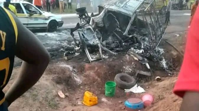 Coyah-Kindia : huit morts calcinés et deux blessés graves dans un violent accident de circulation