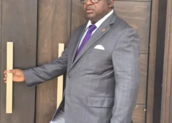 « On ne grandit pas en rabaissant les autres » : le message fort du Dr. David Makongo