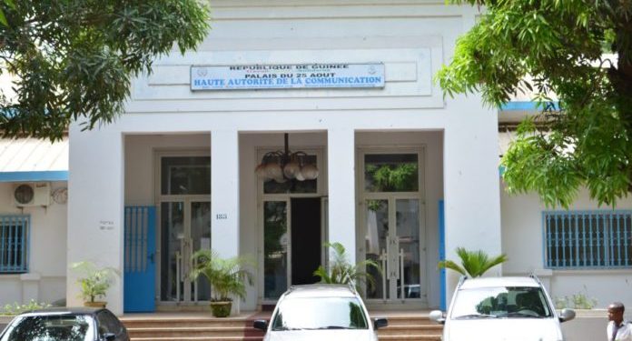 Subvention des médias privés : la HAC convoque les responsables de la presse écrite (communiqué)