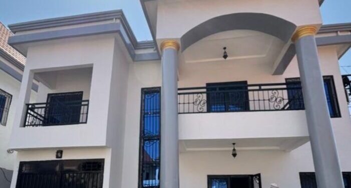 Conakry : le président Mamadi Doumbouya offre une maison à la famille du journaliste feu Daouda Taban Sylla