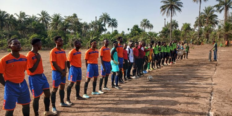 Football à Mambia : la première édition du tournoi doté du trophée Elhadj Fodé Bangoura s’achève dans la paix et la quiétude sociale