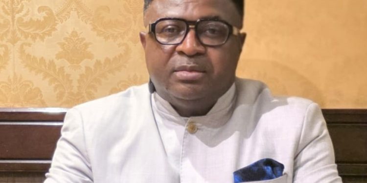 Crise anglophone au Cameroun : Dr David Makongo, la constance d’une voix pour la paix (Par Ibrahima NDIAYE)