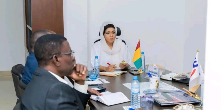 Renforcement de l’entrepreneuriat des jeunes : le Patronat guinéen échange avec la BAD