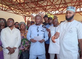 Élections communales en Guinée : à Lambagny, jeunes et femmes dénoncent une « liste imposée »