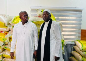 Ramadan et Carême : la direction régionale de campagne de la GMD Conakry offre cinq tonnes de riz aux populations de Boulbinet