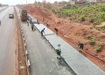 L’AGEROUTE en marche : bâtir des infrastructures routières durables pour la Guinée