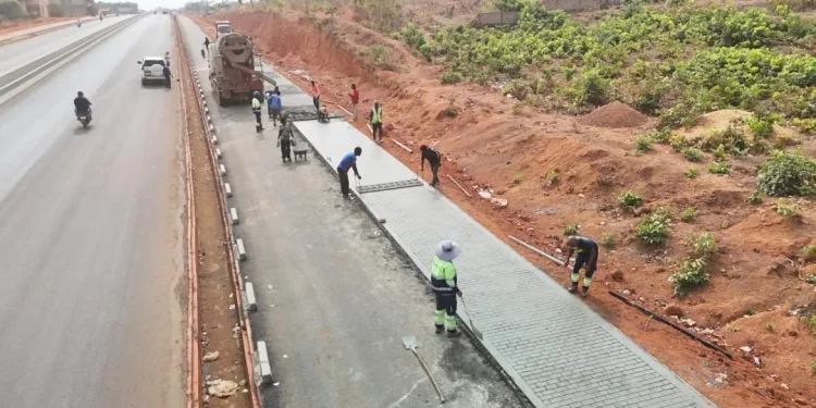 L’AGEROUTE en marche : bâtir des infrastructures routières durables pour la Guinée
