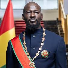 Élections législatives et communales : les dates de la campagne électorale fixées