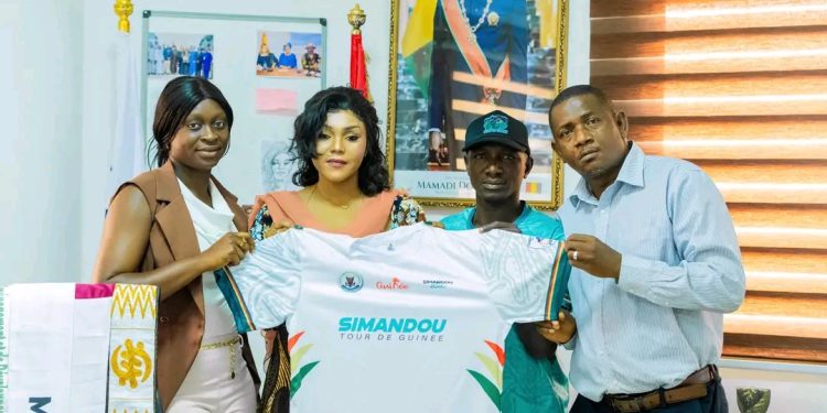 Première édition du Simandou Tour de Guinée 2026 : les organisateurs rencontrent Maria Diané