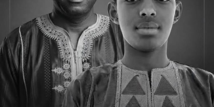 Guinée : l&rsquo;Ambassadeur Mamadou Bhoye Baldé rend hommage au défunt bachelier Mamadou Diouma Bah et lance un appel au calme