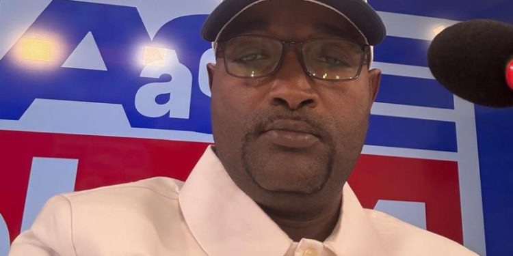 Guinée : Hamidou Barry salue la décision de la Primature de publier les contrats signés depuis 2021