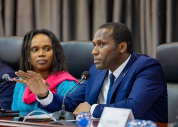 Maintien du franc guinéen : le gouverneur de la BCRG justifie le choix de la Guinée face au projet Eco