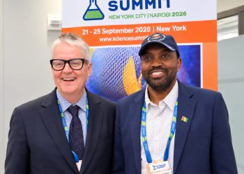 New York : Declan Kirrane salue l’engagement du diplomate scientifique guinéen Mamadou Bhoye Baldé